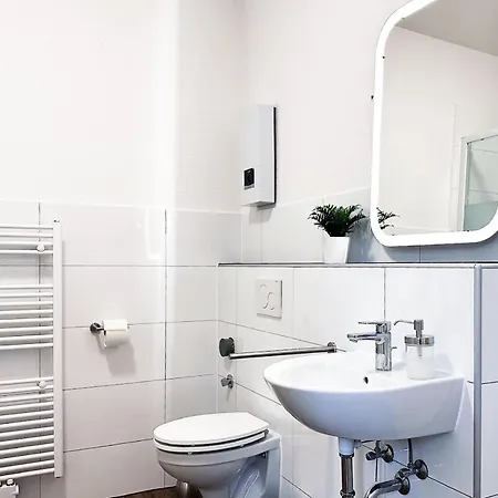 60qm In Zentral Gelegen Mit Hohen Decken - Beuys - Viersen