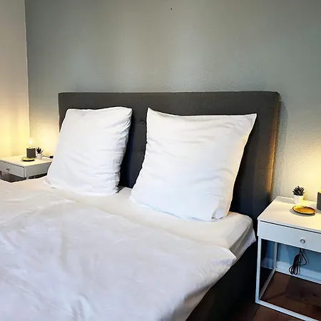 Apartment 60qm In Zentral Gelegen Mit Hohen Decken - Beuys - *