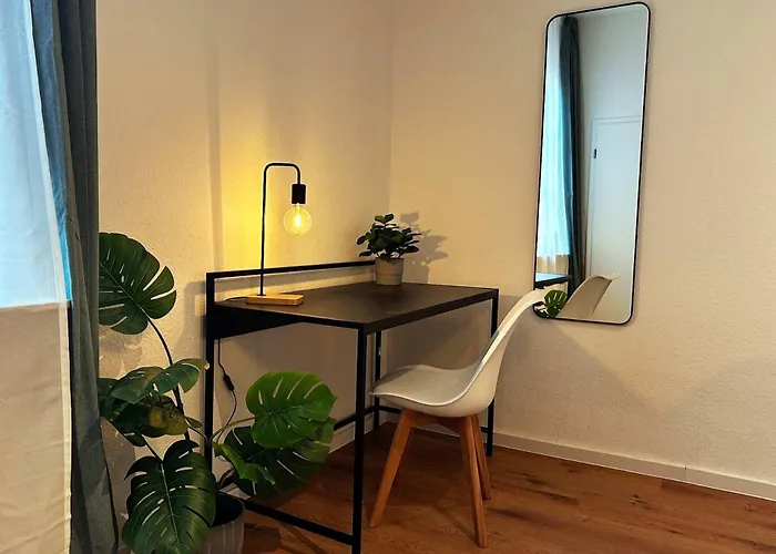 60qm In Zentral Gelegen Mit Hohen Decken - Beuys -